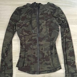 Camo long sleeve tee